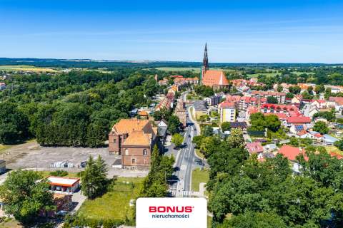 Budynek z XIX wieku Centrum Chojny Inwestycja