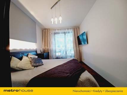 Przestronny apartament 3 min od metra Dw. Gdański