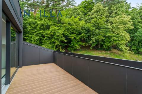 Apartament z widokiem na las