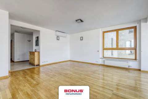 Apartament z widokiem przy Westfield Arkadia.