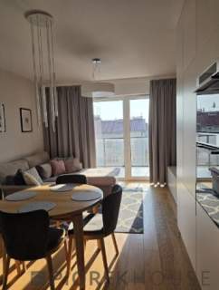 3-pokojowe mieszkanie w Wesołej