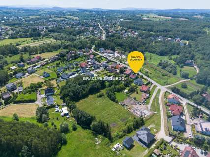 Dom z dużą działką budowlaną. Rzozów 87 arów.