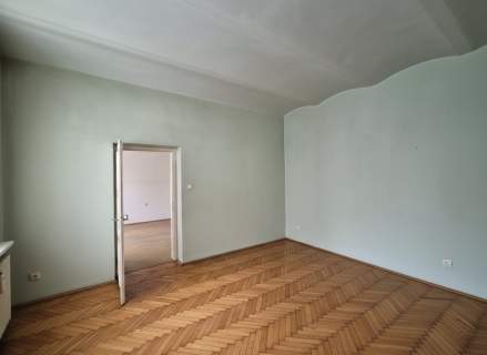 Lokal 37 m na parterze   Nowy Targ, ul. Długa