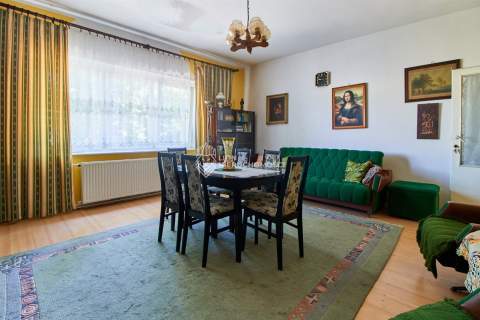 103 m centrum Gryfina Dwie niezależne części
