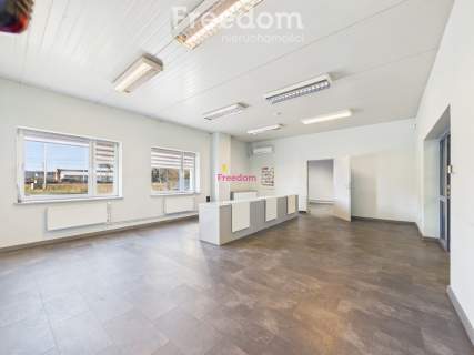 Kompleks Komercyjny 3430 m przy DK9