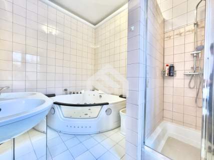 Oddzielne Lokale biurowe 2 x 30 m2 Zalesie Dolne