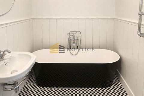Qubik Mokotow prestige design security 24/7
