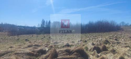 Działka rekreacyjna blisko jeziora