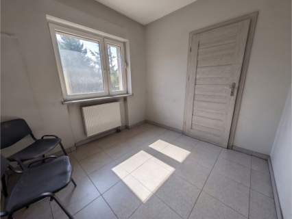 Hale 283 m2 / 13 ar / produkcja / magazyn / biura / przy S8