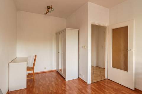 Duża kawalerka miejscem w garażu- KEN 21, Ursynów