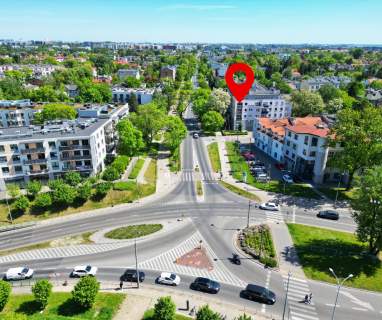 Lokal 80m2 Dwa poziomy duża witryna PKP Włochy