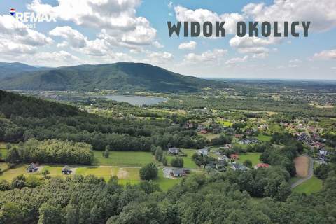 Piękny dom pod górami
