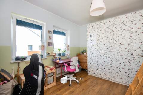 3 pokoje, komórka lokatorska, balkon, parking