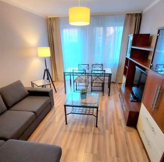 OSOBNE POKOJE, BALKON, UMEBLOWANE,