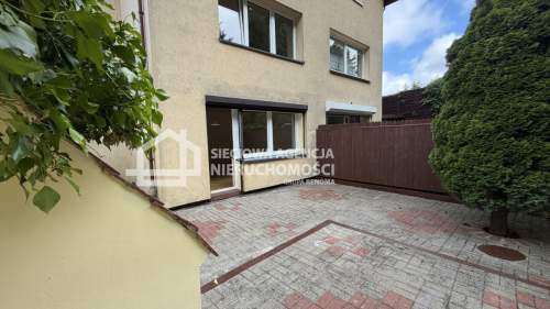 Dwupoziomowy 5-pok. lokal - Gdynia Chylonia
