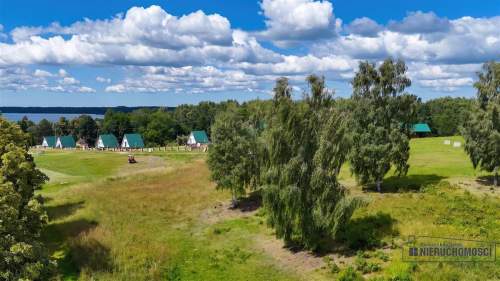 Działka budowlana w pobliżu Jeziora Pile.