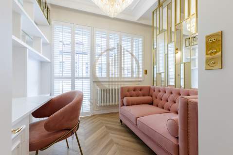 Nowoczesne, klimatyzowane studio w Villa Regalo