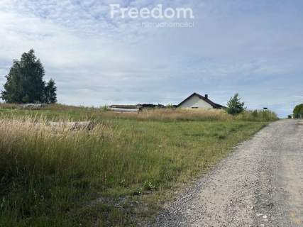 Działka niezabudowana w Kaplitynach