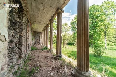 Zespół dworsko-parkowy Kołłątajówka 1,5 HA