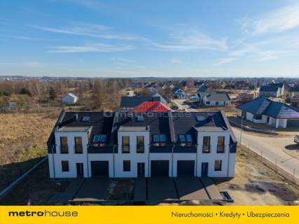 Top lokalizacja - 3 domy w zabudowie szeregowej 