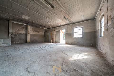 Obiekt na sprzedaż, 66,44 m2, Jenin