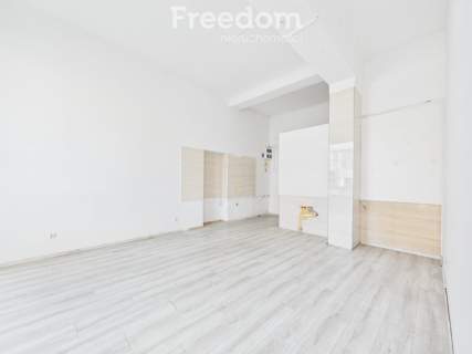 Lokal usługowy w ścisłym centrum - parter 69 m 