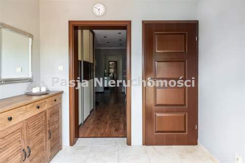 Wyjątkowy dom przy lesie 180 m Lucień