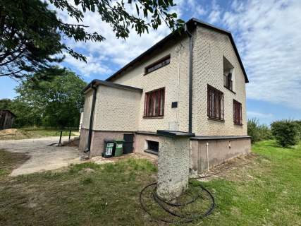 Na sprzedaż przestronny dom 280 m na działce 0,9 ha Świdno,...