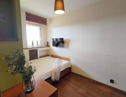 Ślężna róg z ul. Weigla Koty tak, Balkon