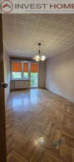3 pokoje, balkon, piwnica,