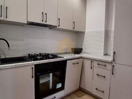Komfortowe 3 pokoje po remoncie balkon