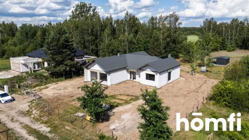 Nowoczesny dom parterowy - w stanie surowym