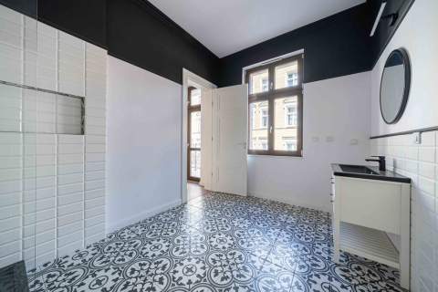 Apartament w Żelazku , dwa balkony, m.postojowe