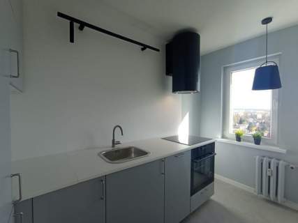 Kawalerka z osobną kuchnia,balkon,33 m , Wodospady
