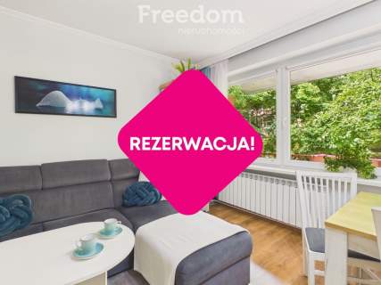 Parter z dużym balkonem i widokiem na zieleń