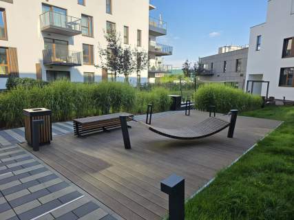 2 POKOJE /45m2 z DUŻYM TARASEM 13m2 / GARAŻ/ KOMÓRKA 4,5m2