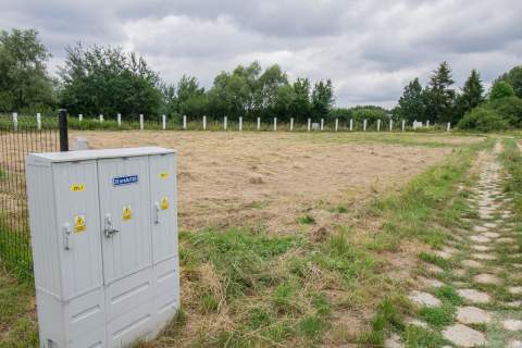 DZIAŁKA 21 AR W PIWODZIE