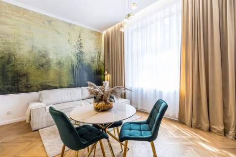 STARE MIASTO - 33M2 - NOWE - CENA -1 100 000 ZŁ