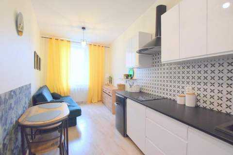 Kawalerka blisko centrum - Chołoniewskiego 7