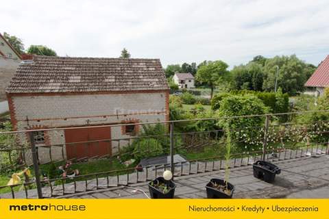 DOM WOLNOSTOJĄCY w Barwicach - budynki gospodarcze