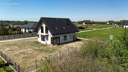 Na sprzedaż 6 pokojowy dom 160m2 Krzeczów Rzezawa
