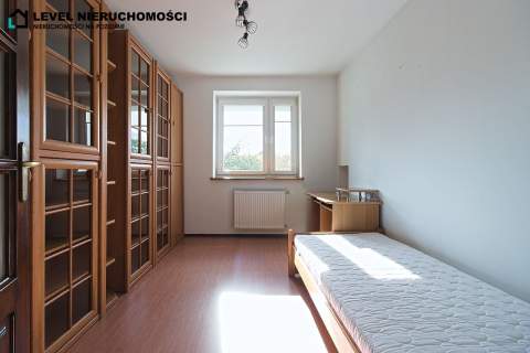 Duże mieszkanie czteropokojowe