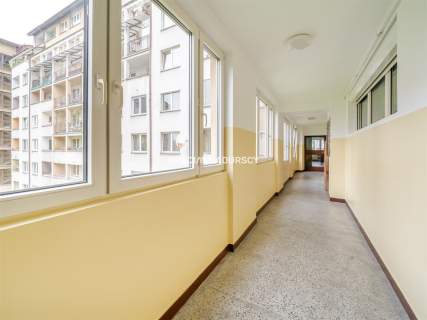 2-pokojowe mieszkanie z oddzielną kuchnią,balkon