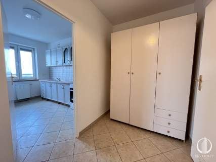 Mieszkanie 40 mkw balkon Metro 20m