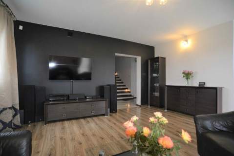 Dom 146 m2, działka 700 m2 Brynica