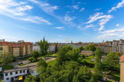 Pełen rozkład / loggia / winda / parking / tramwaj