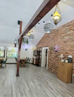 Restauracja, altana, mieszkanie, działka pod inwe