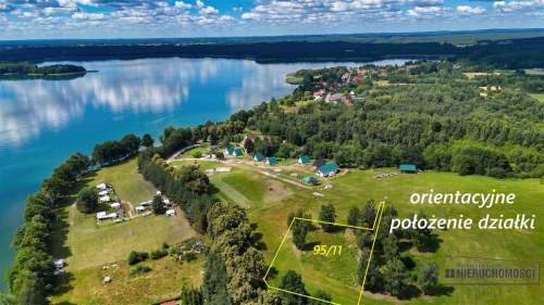 Działka budowlana w pobliżu Jeziora Pile.