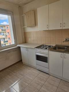 Kawalerka w centrum miasta 3piętro ,balkon