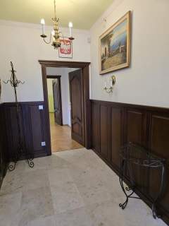 Nieruchomość komercyjna do wynajęcia, 305 m2, Łazy